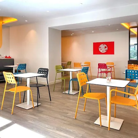 Ibis Styles Paris La Défense