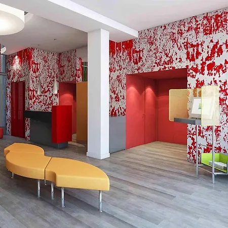 Ibis Styles Paris La Defense 3* Courbevoie
