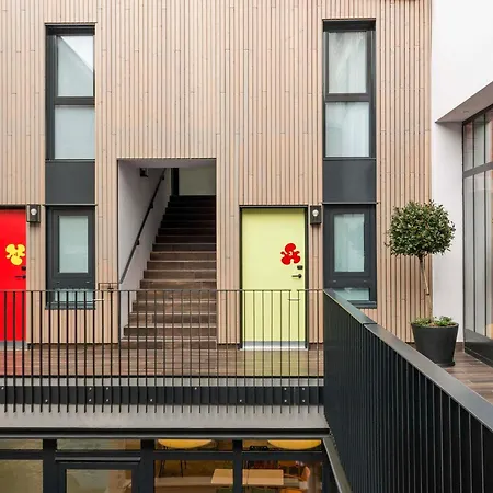 Ibis Styles Paris La Defense 3*