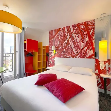 Ibis Styles Paris La Defense