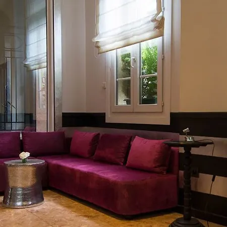 Hotel Ibis Styles Paris La Defense 3*