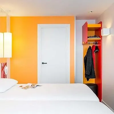 Ibis Styles Paris La Défense Hotel 3*