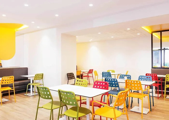 Ibis Styles Paris La Défense 3* Courbevoie