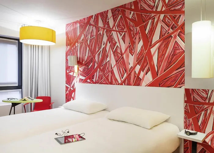 Ibis Styles Paris La Défense 3*