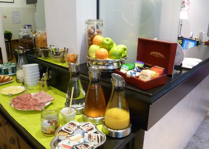 Hotel Ibis Styles Paris La Défense 3*